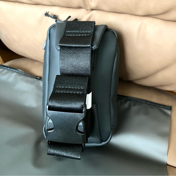 Authentic Fear Of God sling bag/canguro - Picture 5 of 8